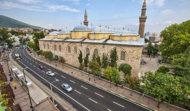 Bursalılar dikkat: Atatürk Caddesi trafiğe kapatılıyor!