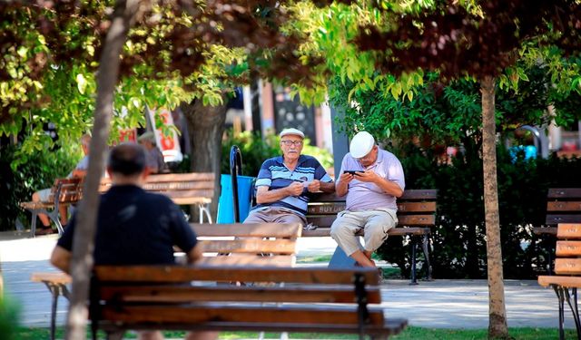 Sıcaklıklar yaz değerlerine çıkıyor