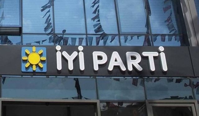 İYİ Parti'de bir istifa daha!