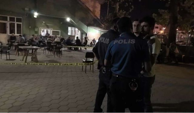 Tamircide dehşet! Tornavidayla yaraladı