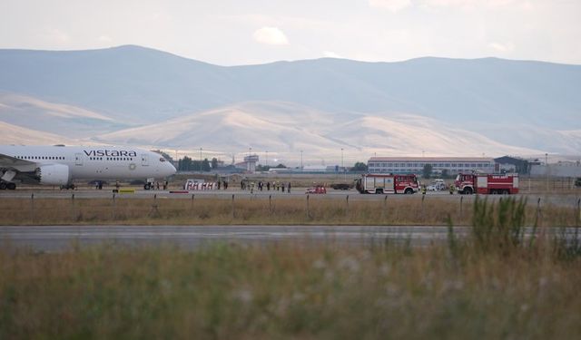 Hindistan uçağına bomba ihbarı: Erzurum'a indi