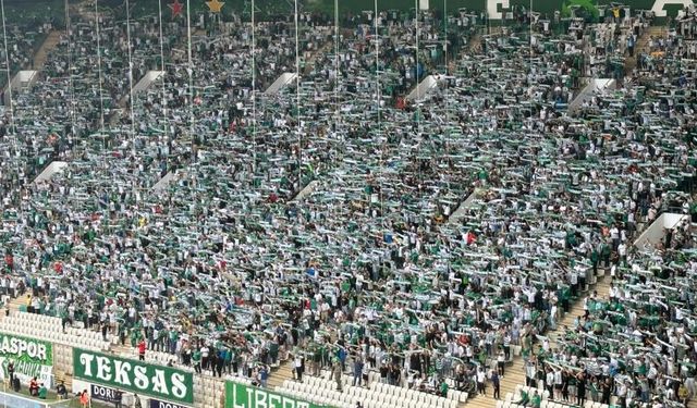 Bursaspor, yeniden taraftar rekoru kırdı!