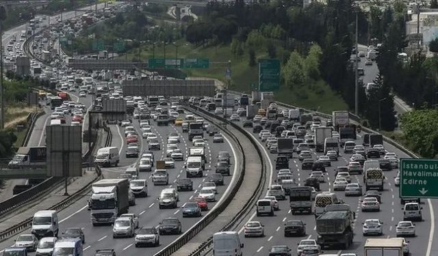 İstanbul'da okul trafiği kararı: Saatler değiştirildi!