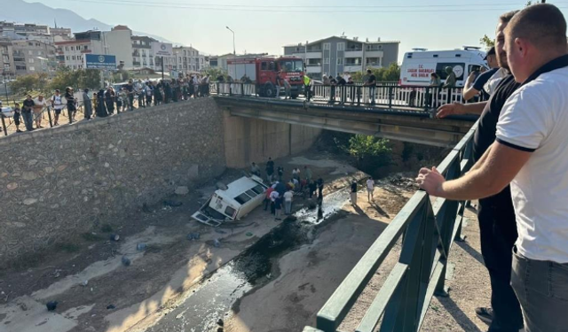 Yolcu minibüsü dereye uçtu! 10 ay sonra acı tesadüf