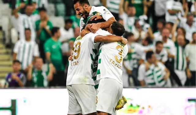 Bursaspor ilk yarıyı önde kapattı