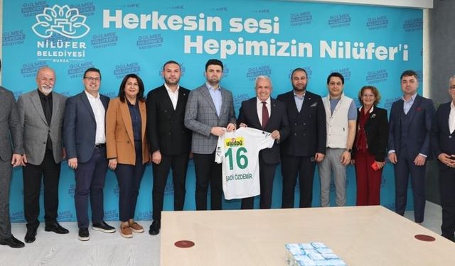 Bursaspor'dan Başkan Özdemir'e ziyaret