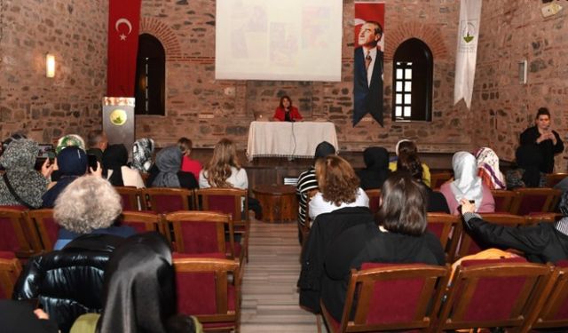 Edebiyat tutkunları Osmangazi’de buluştu