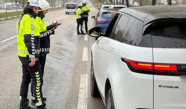 Bursa'da binlerce araca ve sürücüye ceza yağdı!