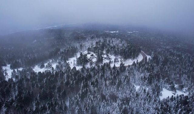 Uludağ’da sezonun ilk karı havadan görüntülendi