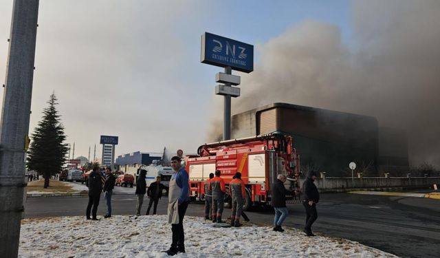 Fabrika yangınında acı haber: 2 ölü