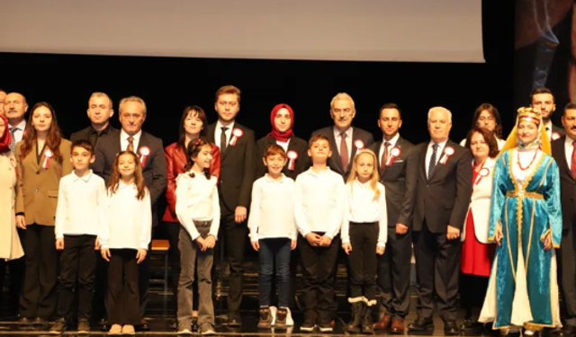 24 Kasım Öğretmenler Günü Bursa'da törenlerle kutlandı