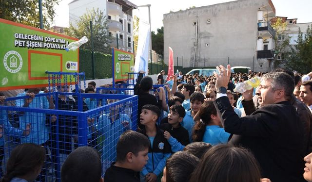 Yıldırım'da 'Geleceğini Çöpe Atma; Pet Şişeni Potaya At' kampanyası!