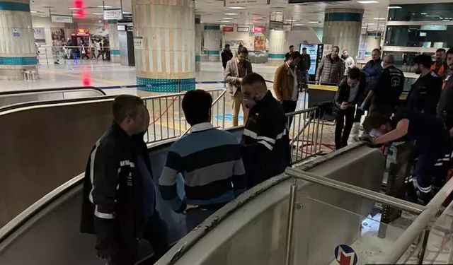 İstanbul'da metro istasyonunda yangın!