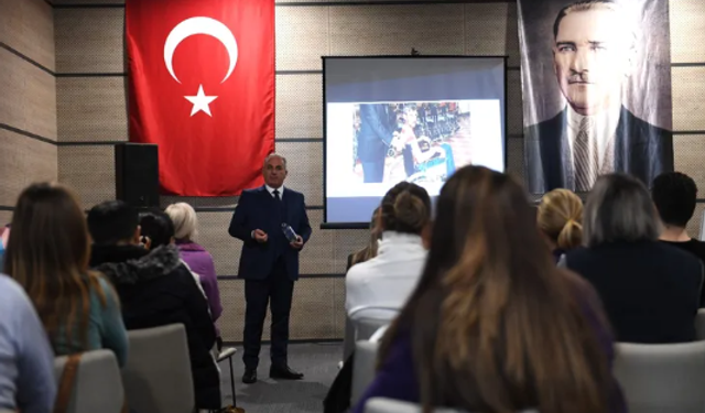 Osmangazi Belediyesi’nden engelli bireyler ve aileleri için seminer