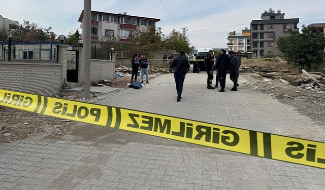 Koca vahşeti: Önce karısını, sonra çocuğunu öldürdü