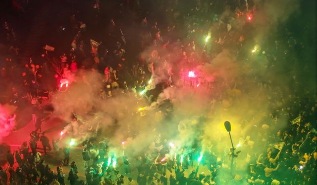 Bursaspor kutlamalarına sürpriz isim