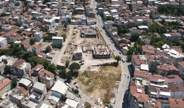 O mahallede yeni yaşam alanı yükseliyor
