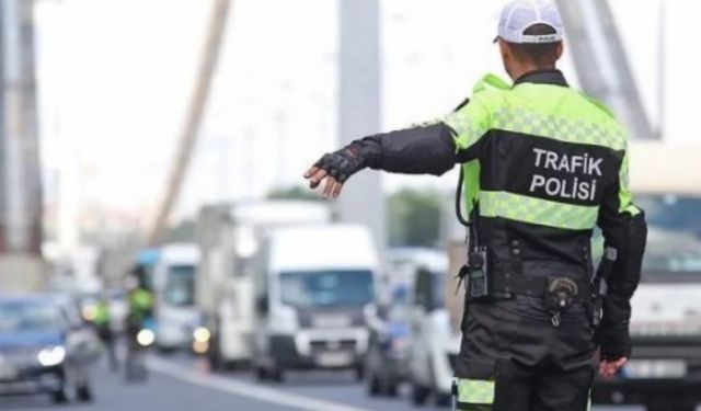Trafik cezalarına yüzde 220 zam!