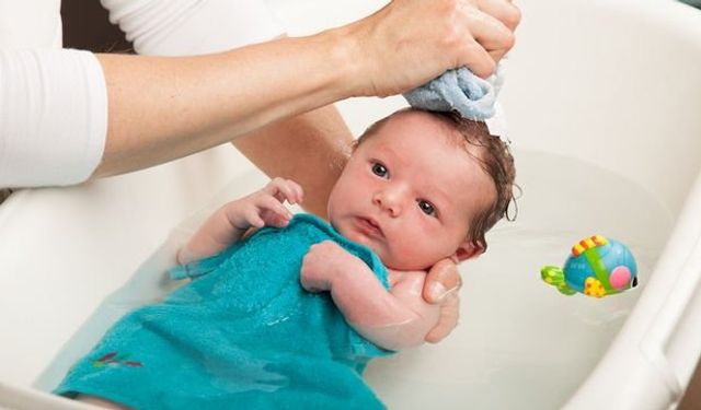 Bebek banyosunda bilinmesi gerekenler