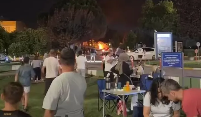 Bursa Özdilek Park'ta yangın paniği!