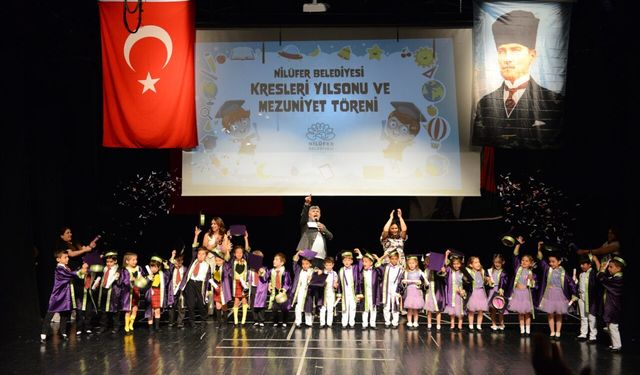 Bursa’da miniklerin mezuniyet heyecanı