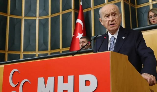 Bahçeli: "Tarihi sürecin tam ortasındayız"