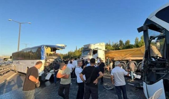 TEM Otoyolu'nda feci kaza
