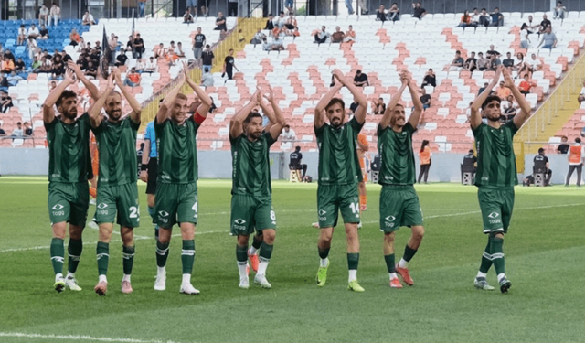 Bursaspor, Adanaspor'u yıktı geçti!