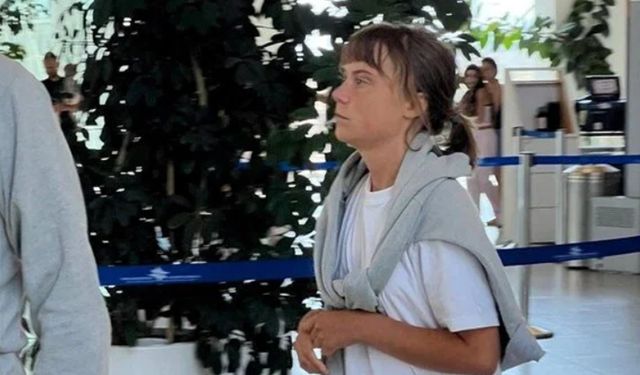 İsrail, Greta Thunberg'i Yunanistan'a sınır dışı etti!