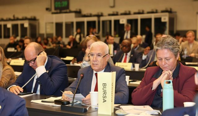 Bozbey, Cenevre’de Bursa’nın sürdürülebilir geleceğini anlattı