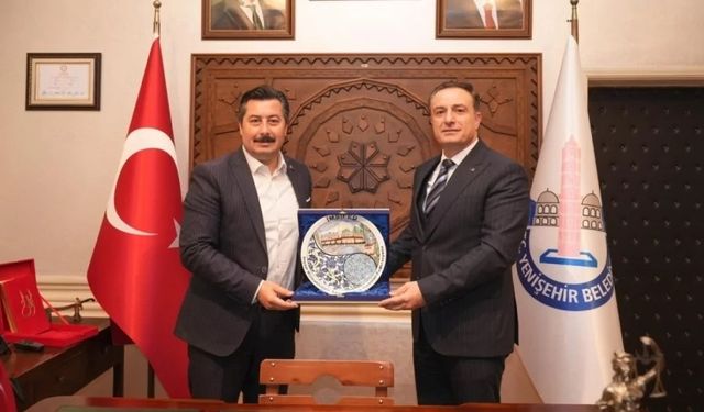 Ercan Özel: ''Yenişehir'in gelişmesi kaçınılmaz''