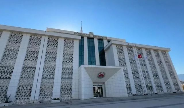 CHP'li Döşemealtı Belediyesi'ne operasyon