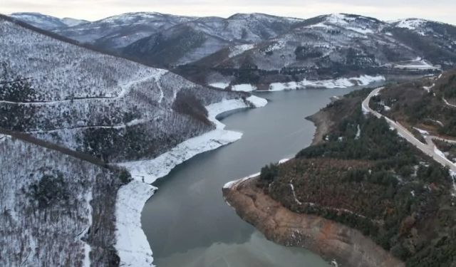 Bursa’da kar Doğancı Barajı’na umut oldu