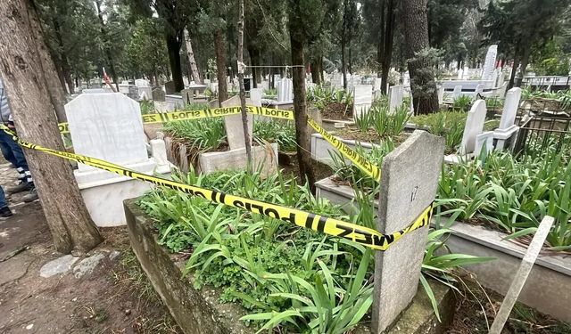 Bursa'da izinsiz bebek cenazesi defnedildi!