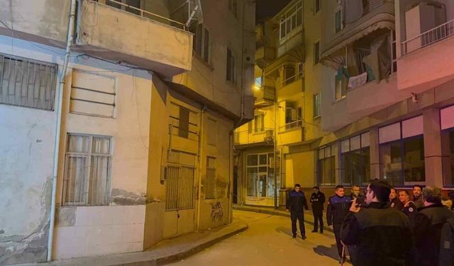 Bursa'da bir apartman tahliye edildi!