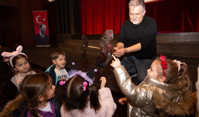 Çocuklara özel Karagöz etkinliği