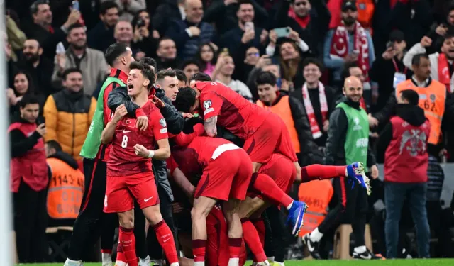 A Milliler play-off finaline yükseldi!