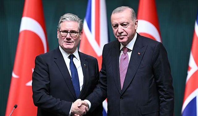 Erdoğan, Starmer ile görüştü