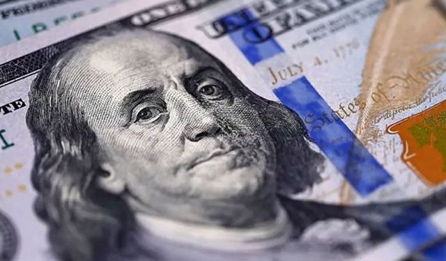 Dolar rekor kırdı