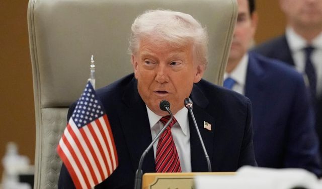 Trump: " İran'ı çok sert vuracağız"