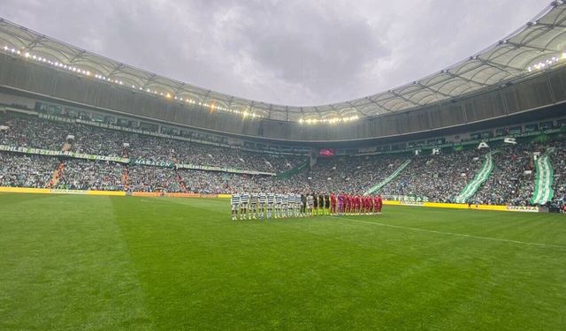 Zirve Mücadelesinde İlk Devre Berabere