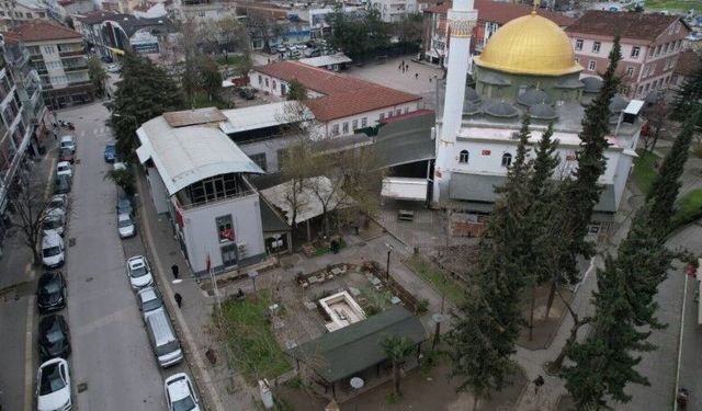 Bursa’daki bu meydan yenileniyor!