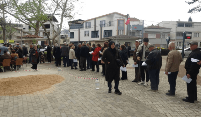 SOYDAŞLAR SANDIK BAŞINDA