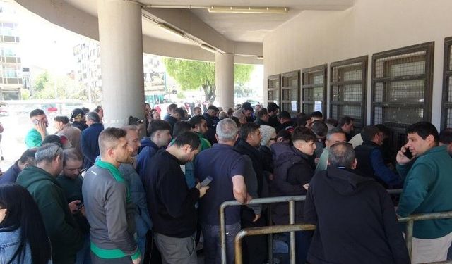 SAATLER SÜREN KOMBİNE KUYRUĞU!