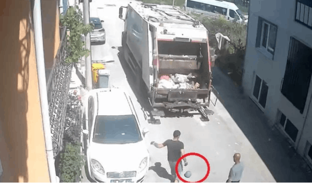 TEMİZLİK İŞÇİLERİNDEN EĞLENCELİ ANLAR