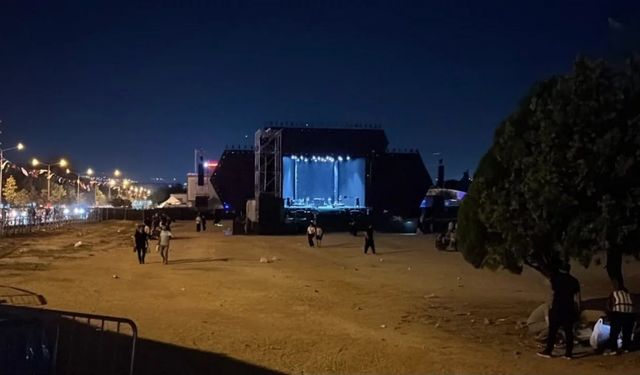 BURSA'DA 'CEZA' KONSERİNDE KAN AKTI!