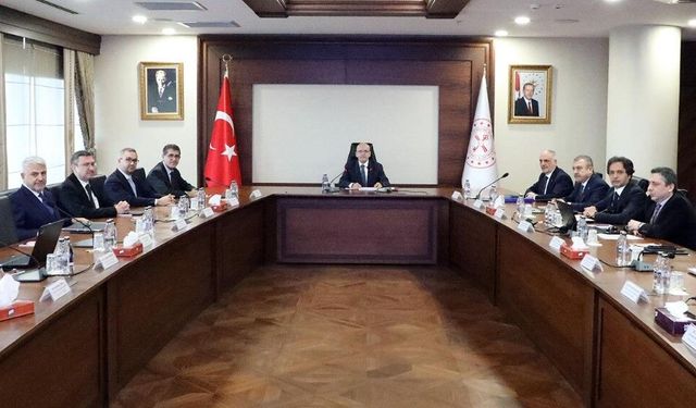 FİNANSAL İSTİKRAR KOMİTESİ'NDEN FON AÇIKLAMASI