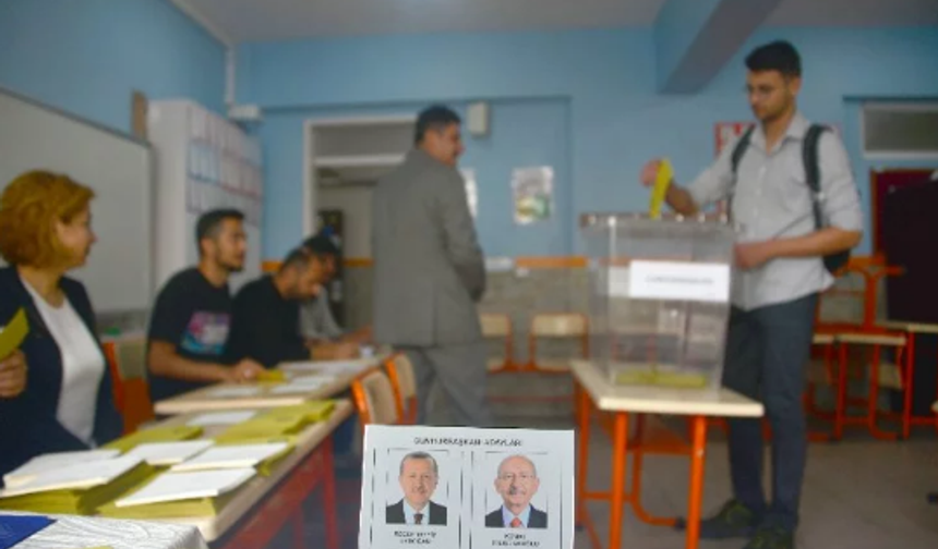 Deprem bölgesinde oy verme işlemi başladı
