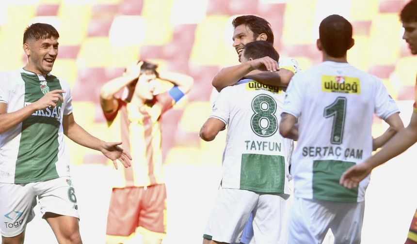 Bursaspor ilk yarıda fırtına gibi!