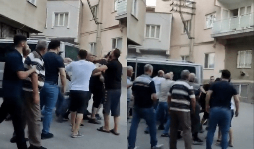 Sokak ortasında yumruklu kavga!